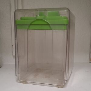 Green and Clear Fruit/Vegetable Chopper